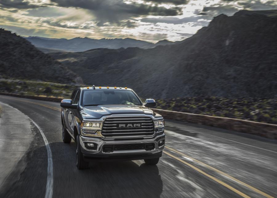  Ram 2500 Laramie Longhorn Mega Cab (DJ) 2019 года  (фото 5 из 20)